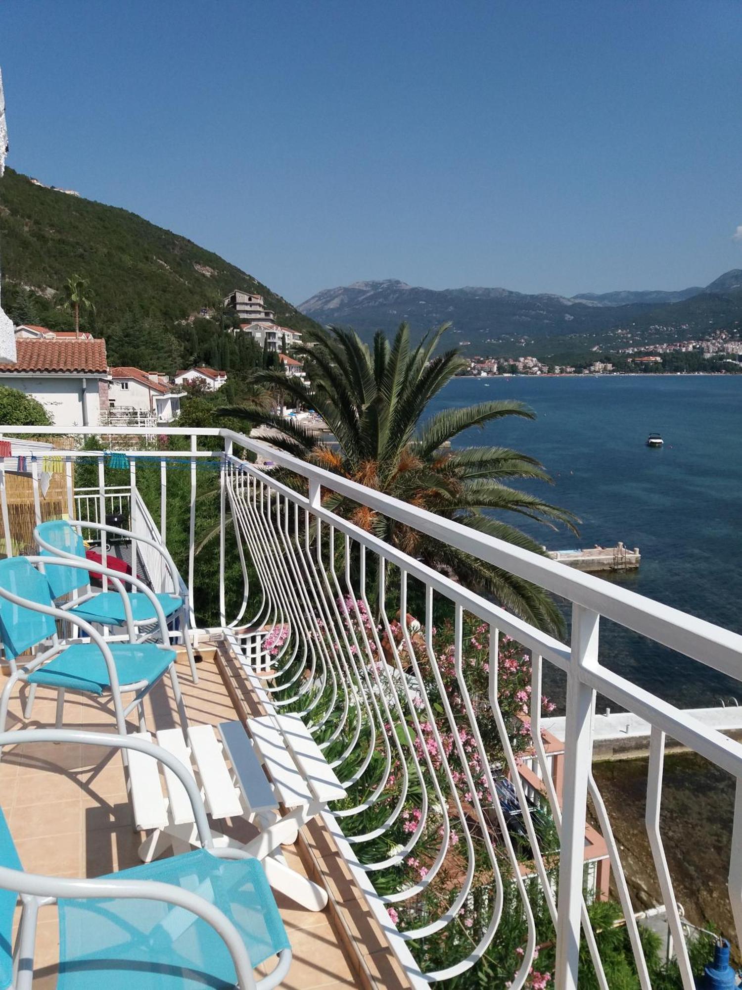 Apartment "I Love Njivice" Herceg Novi Esterno foto